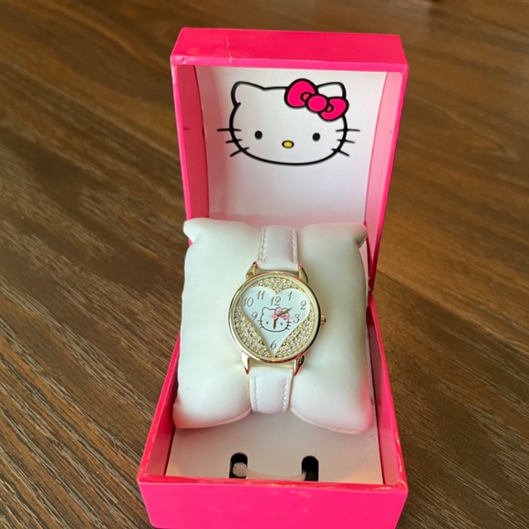 Hello Kitty Watch, Gold Crystals, White Band - Picture 3 of 10